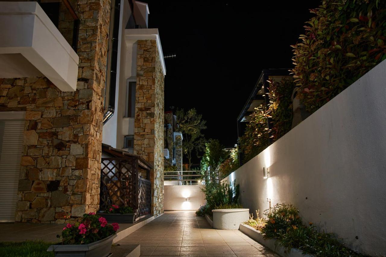 Petritis Villas Nea Iraklitsa エクステリア 写真