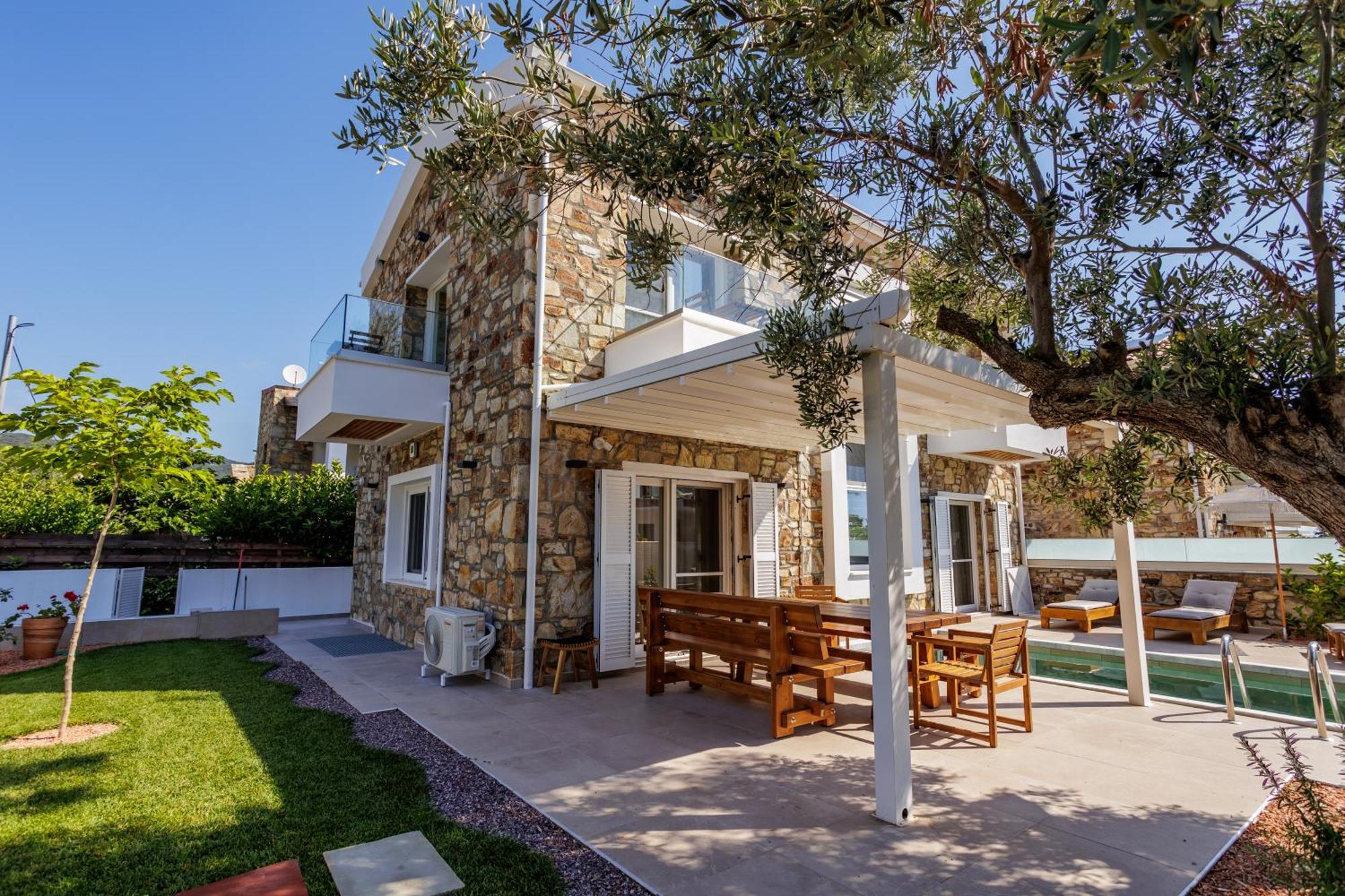 Petritis Villas Nea Iraklitsa エクステリア 写真